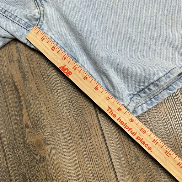 Levi's Silver Tab Loose Fit Light Wash Denim Jean Shorts Men Size 36 Vintage 90s - Picture 9 of 10